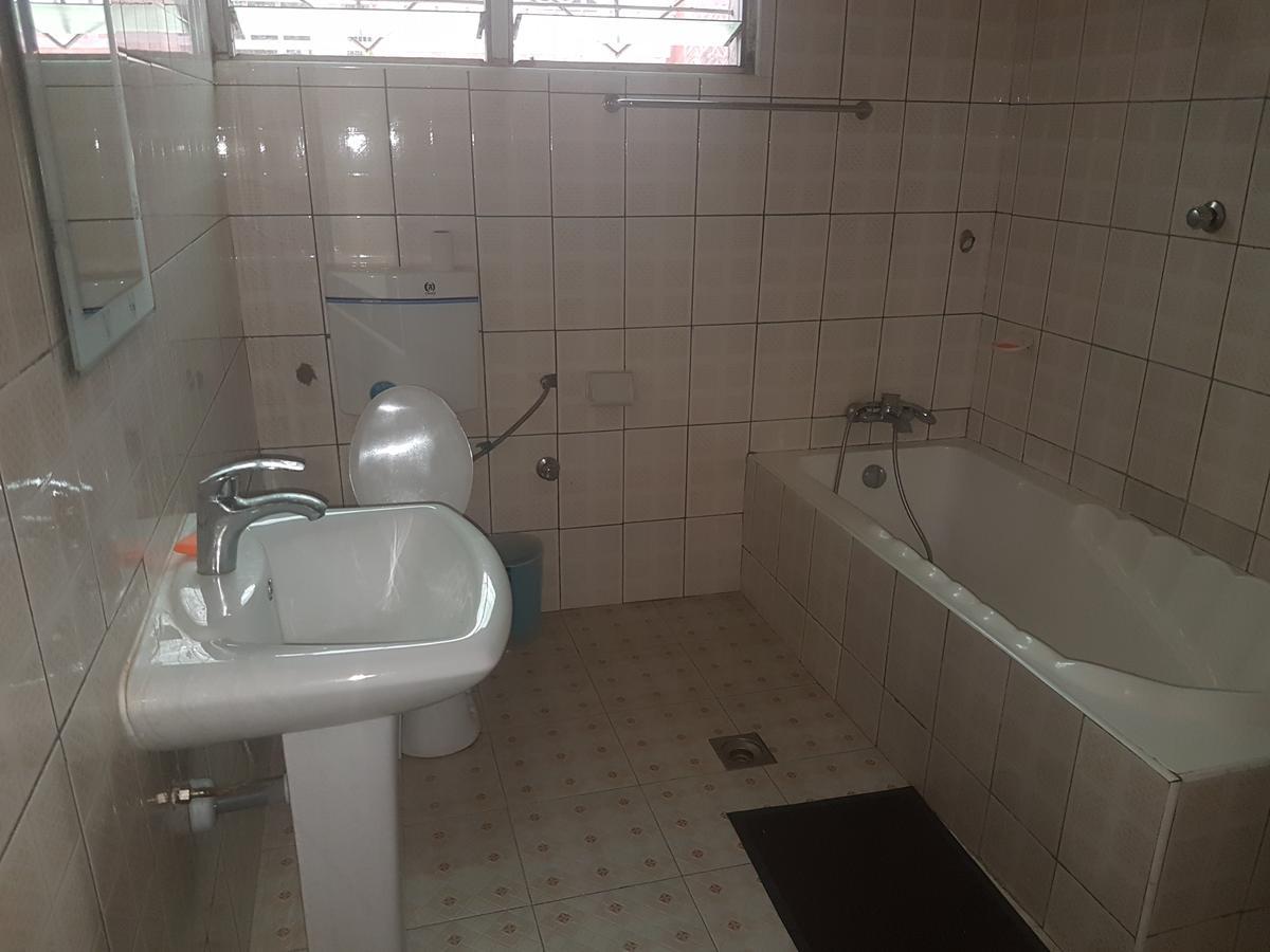 Jostev Hotel كوماسي المظهر الخارجي الصورة